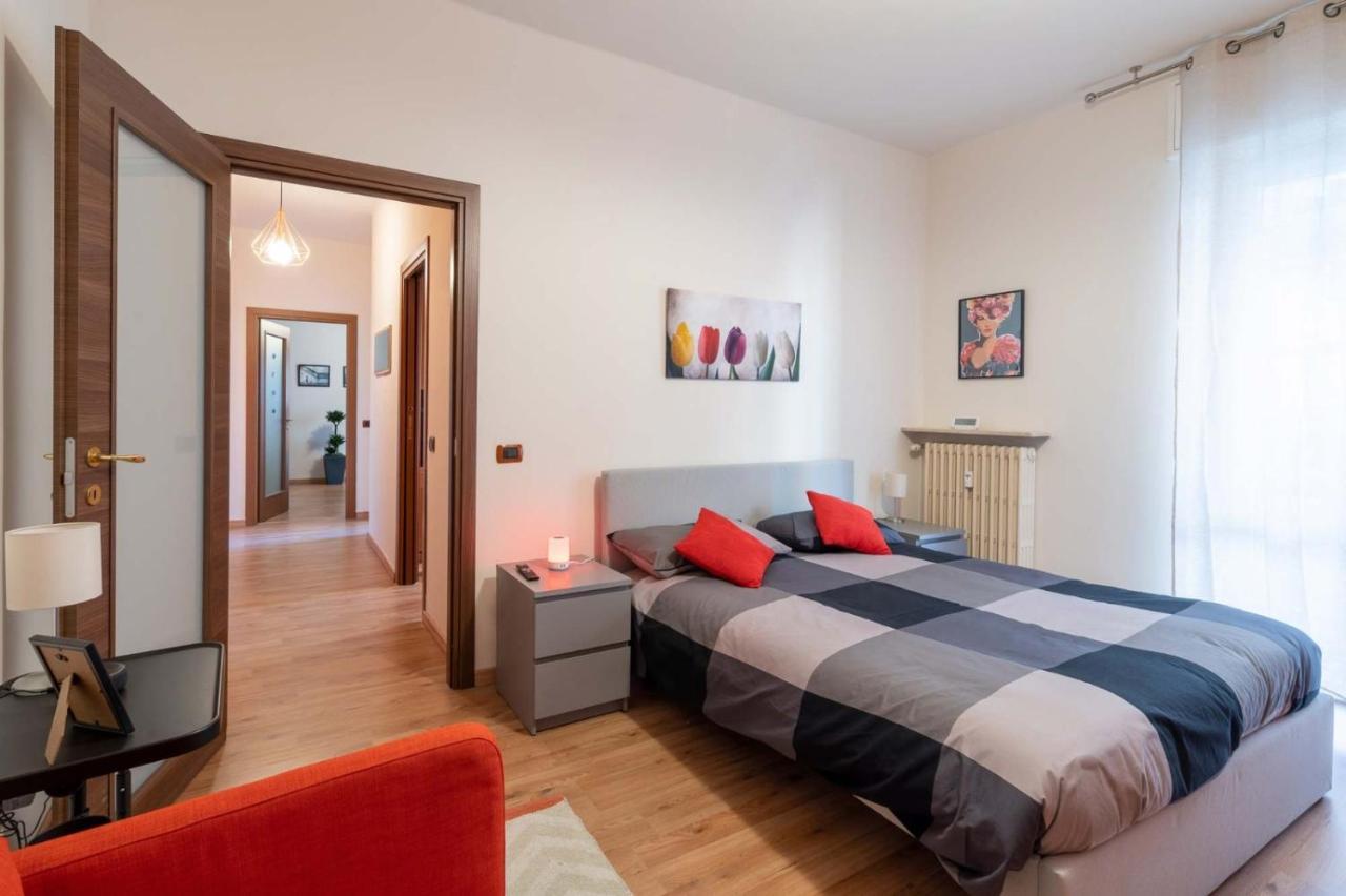 Apartament Casa Martina- Airport Free Shuttle-H24 Bergamo Zewnętrze zdjęcie